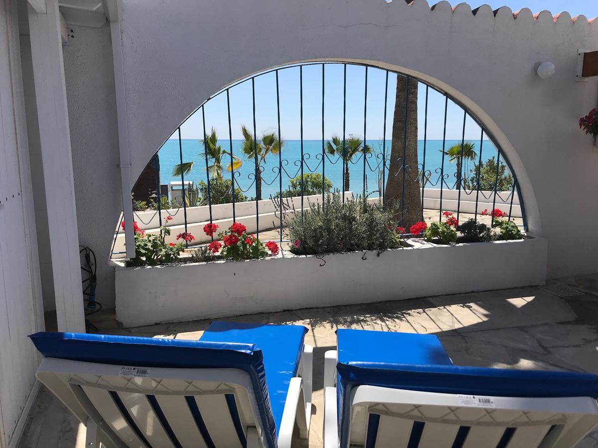 Pissouri Beach Front Apartments Екстериор снимка